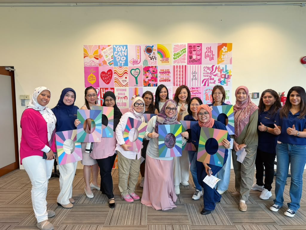 Group photo with colour fans